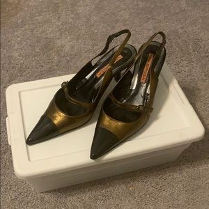 Kitten Heels Bronze Pumps